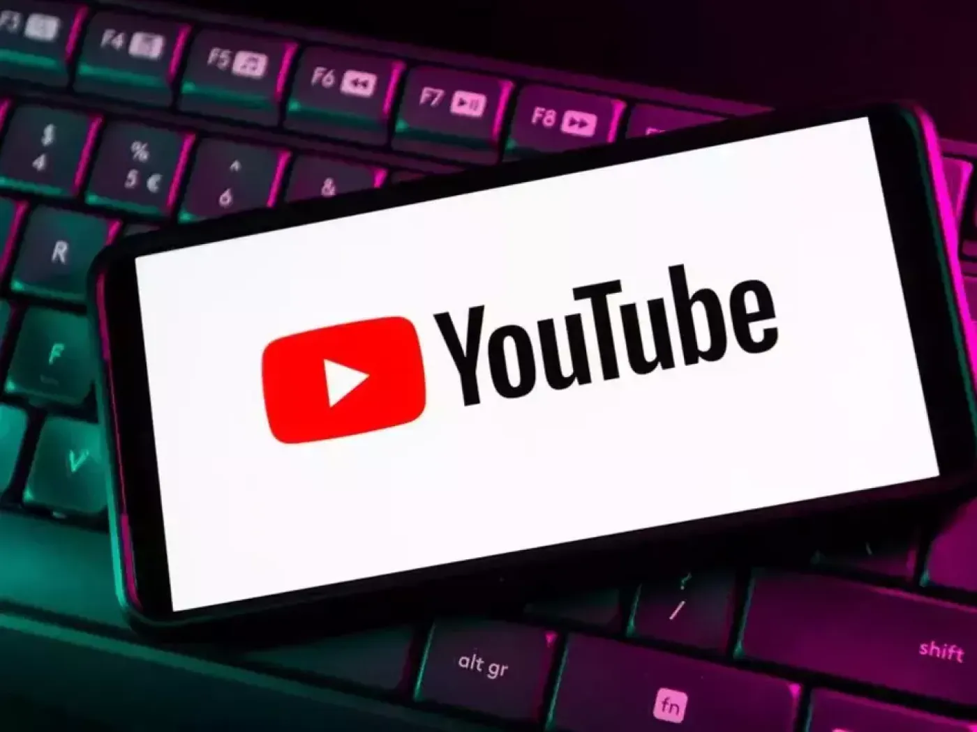 RUU Penyiaran Dipercepat: Apakah YouTube dan Netflix Akan Kena Dampaknya?