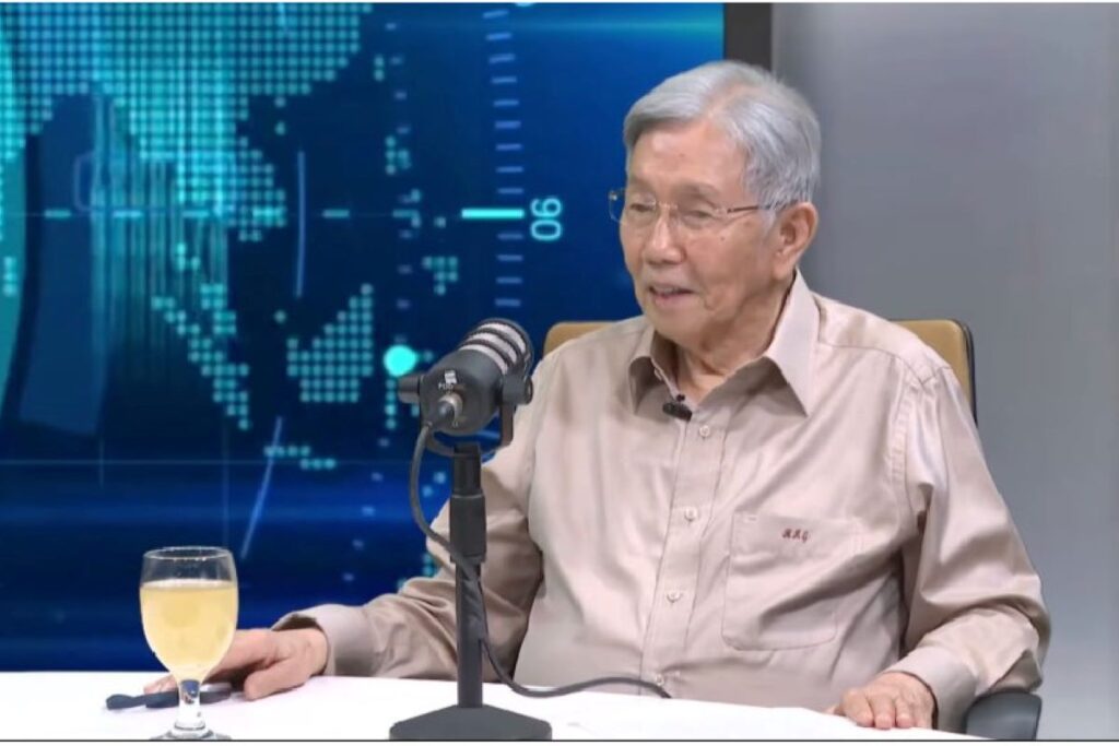 Kwik Kian Gie: Tokoh Gigih yang Dikenang Memperjuangkan Rakyat Indonesia