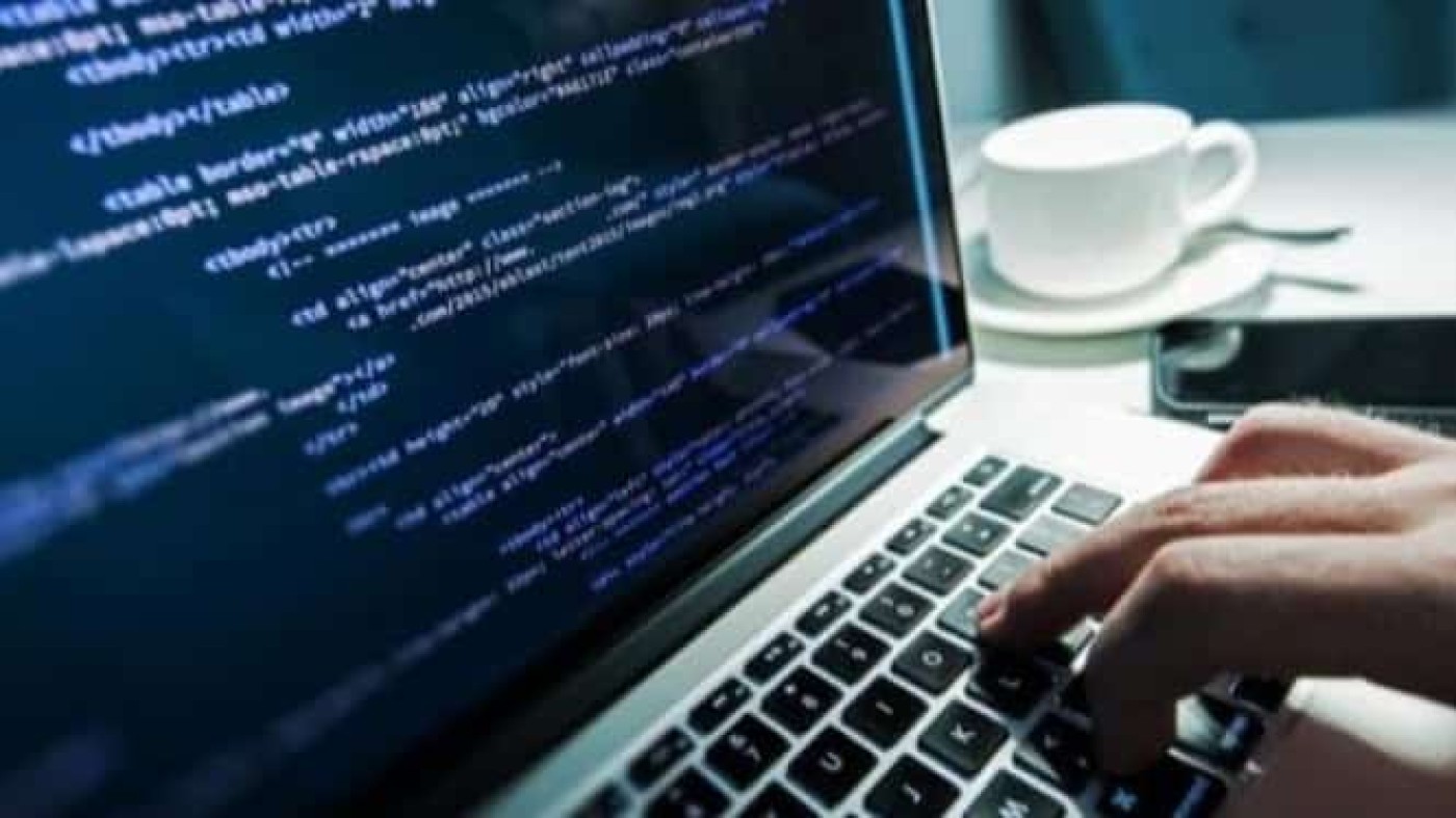 Panduan Lengkap Memilih Laptop Coding Terbaik untuk Mahasiswa Informatika 2025