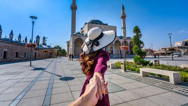 5 Barang Wajib Dibawa Saat Liburan ke Turki untuk Perjalanan Aman dan Nyaman
