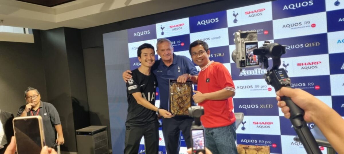 Sharp Gelar Nobar Premier League Bersama Legenda Spurs, Pengalaman Seru Fans