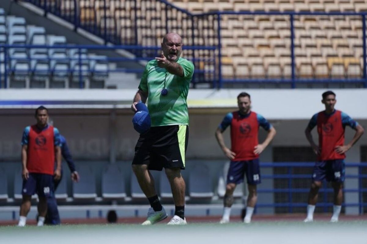 Prediksi Persib Vs Semen Padang 9 Agustus: Hodak Sebut Laga Sulit