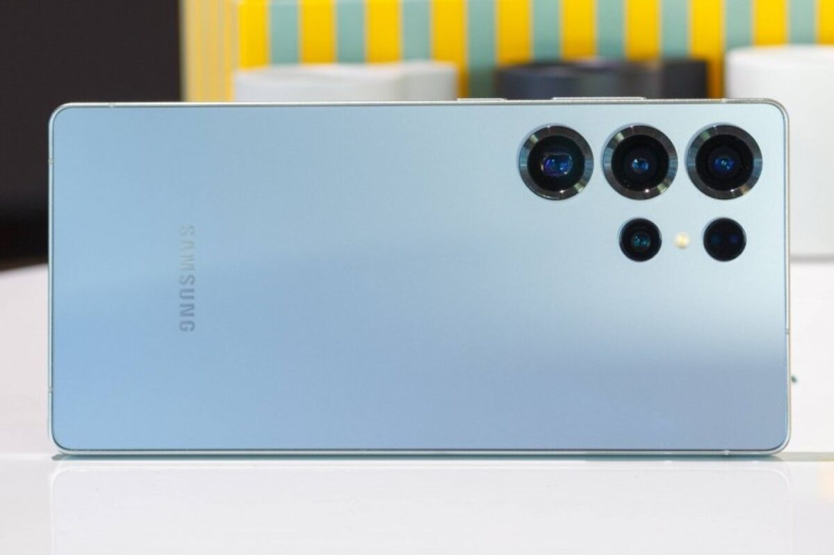 Samsung Galaxy S26 Ultra Diprediksi Punya Kamera 200MP f/1.4, Hasil Foto Malam Lebih Jernih & Detail!