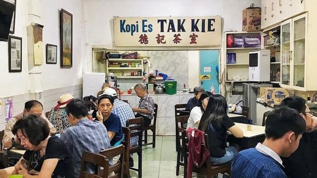 Top 5 Kuliner Legendaris di Glodok yang Wajib Dicicipi: Panduan Kuliner Autentik Jakarta