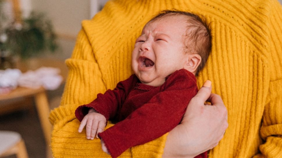 Bayi Rewel Bikin Stres? Rahasia Tidur Nyenyak dengan Aromaterapi Lavender & Chamomile