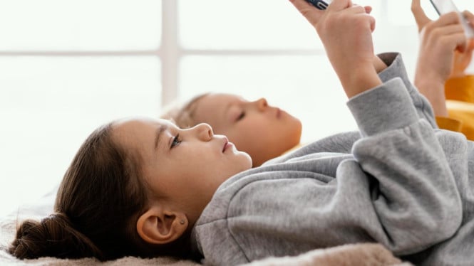 Anak Marah saat HP Diambil? Psikolog Jelaskan Tanda Kecanduan Gadget & Cara Mengatasinya