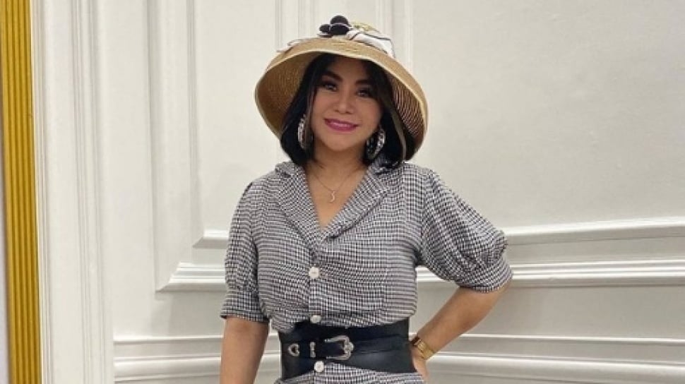 Anisa Bahar Akui Sudah Menikah, Suami Bantu Pulihkan Trauma Pernikahan