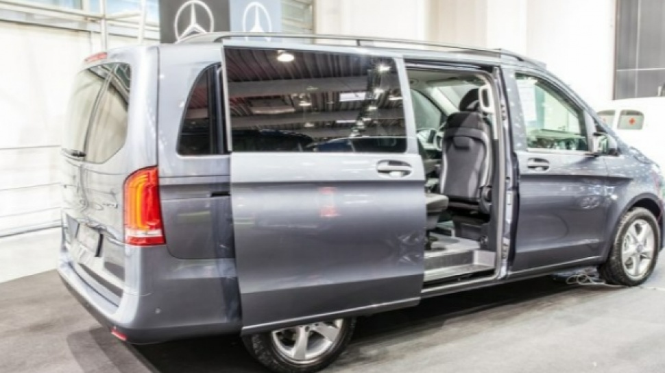 8 Mobil Alternatif Alphard Murah: Pilihan Keluaran Jepang, Korea, & Eropa 2025