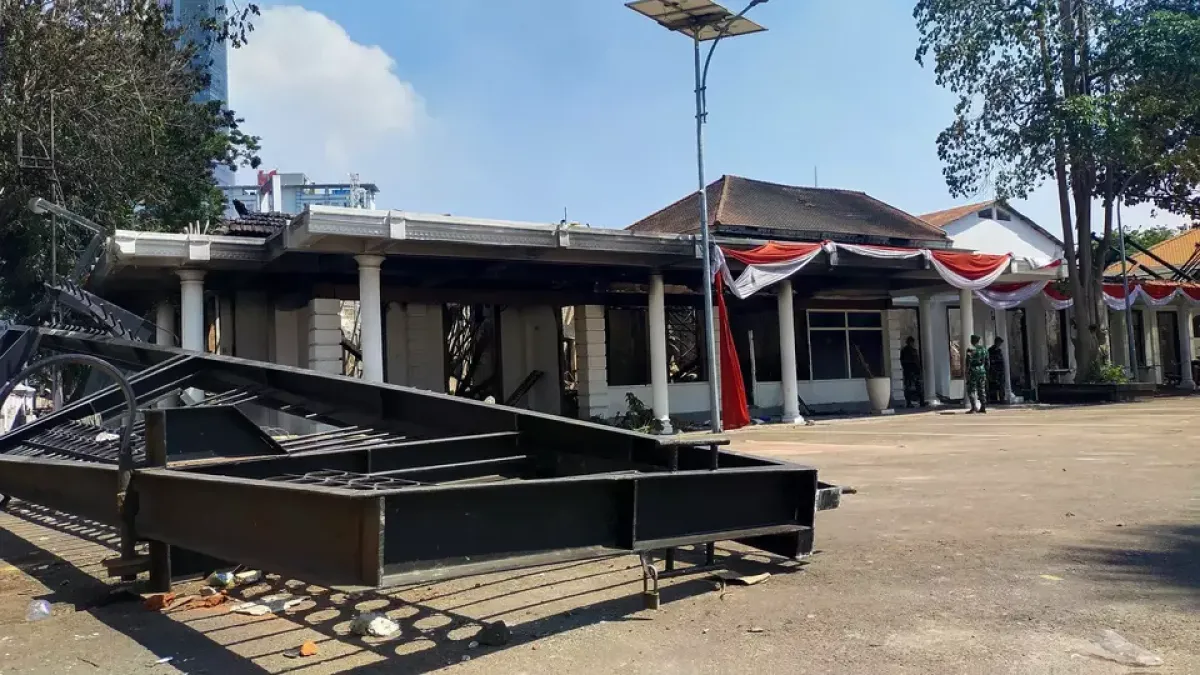 Kerugian Infrastruktur Rusuh Capai Rp 900 Miliar, Dampak Besar Terjadi