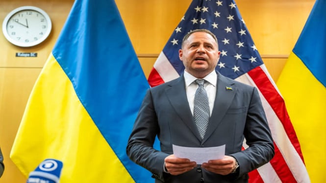 Unit Antikorupsi Ukraina Geledah Rumah dan Kantor Kepala Staf Presiden Zelensky