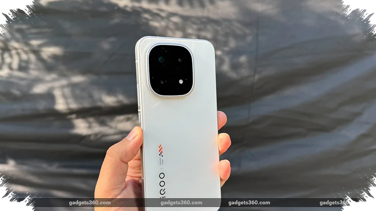 Pre-Booking iQOO 15 Mulai Hari Ini Menjelang Peluncuran Resmi 26 November