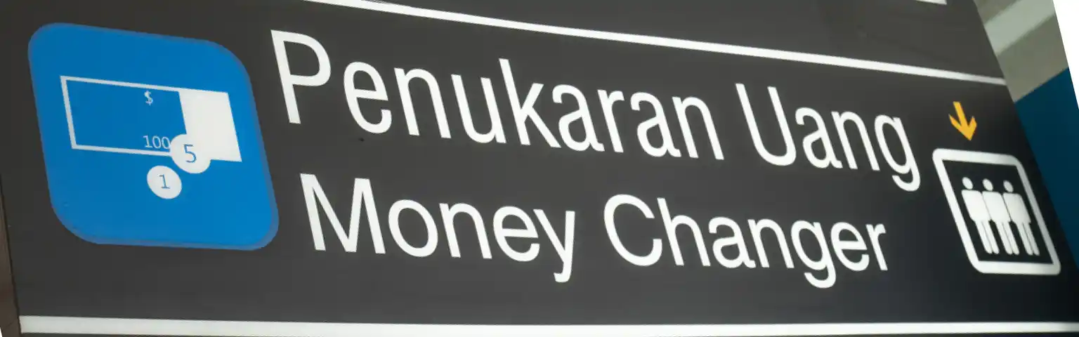 Lokasi Money Changer di Bandara Juanda & Sekitarnya: Harga, Jam Operasi, dan Tips Aman