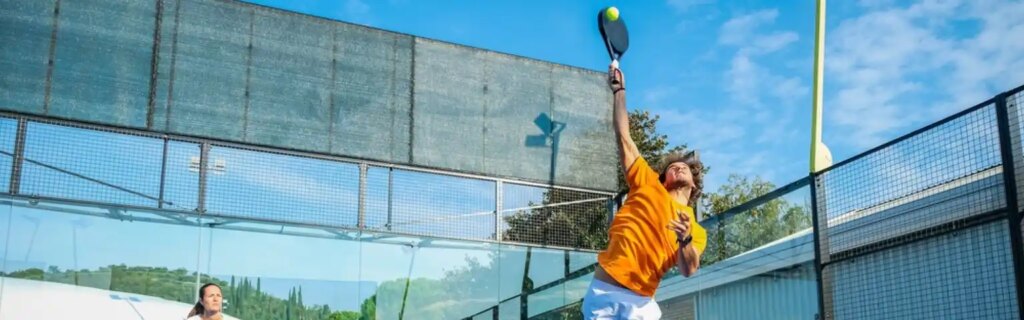 6 Rekomendasi Tempat Padel Terbaik di Bandung yang Wajib Dicoba Pecinta Olahraga