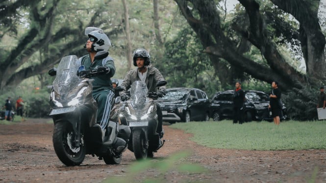 Taklukkan Jalur Magis Banyuwangi, Honda ADV160 Siap Mendampingi Petualanganmu!