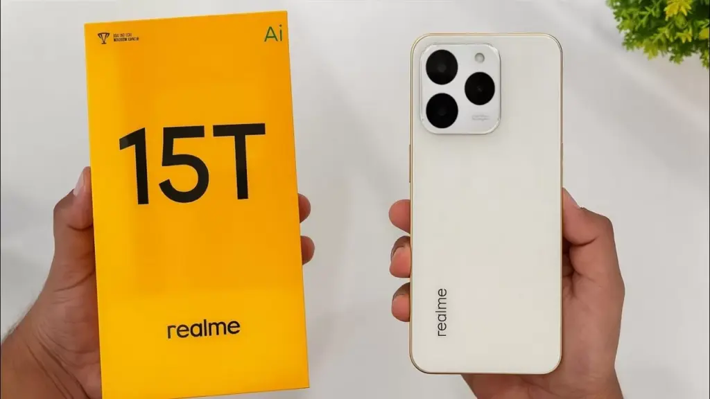 Realme 15T 5G Hadir dengan Desain Tipis dan Layar Premium 2000 Nits, Seberapa Unggul?