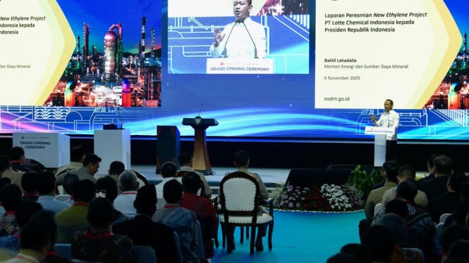 Bahlil: 70% Produksi Pabrik Lotte Bakal Pangkas Impor Produk Petrokimia Indonesia