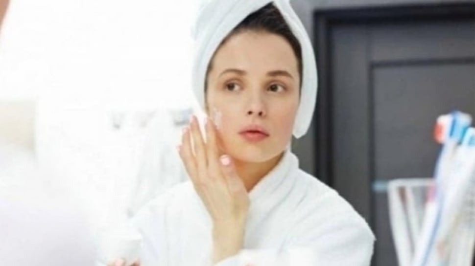 4 Rekomendasi Pelembab Setelah Eksfoliasi agar Kulit Lembap dan Skin Barrier Kuat