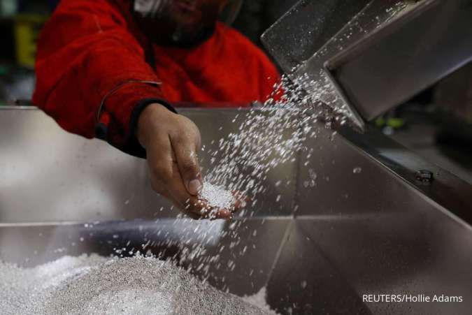 Perak Diprediksi Capai Level 100 Dolar per Ons, Ikuti Tren Kenaikan Emas
