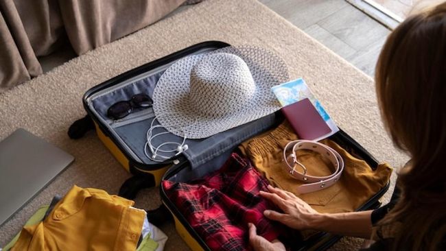 7 Barang Traveling yang Sering Terlupa Padahal Fungsinya Sangat Krusial dan Praktis