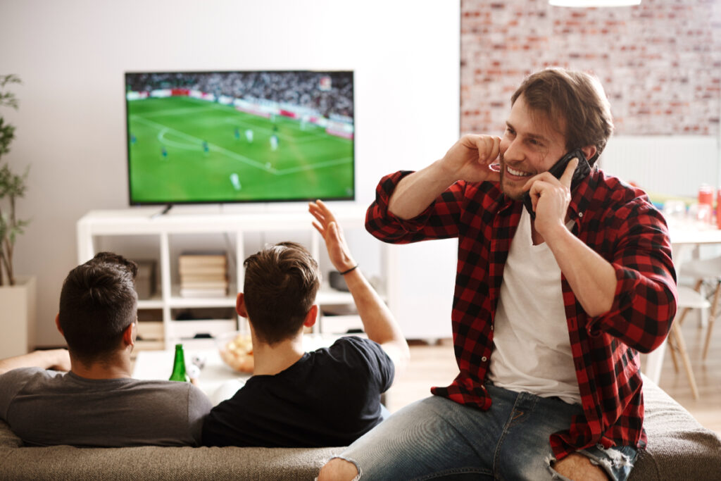7 Aplikasi Streaming Bola Terbaik, Legal dan Aman untuk Nonton Pertandingan Favorit