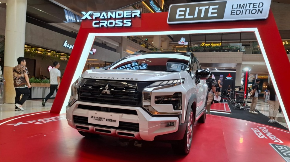 Harga Nempel Sigra: Update Harga dan Fakta Unik Mitsubishi Xpander Cross Bekas 2025