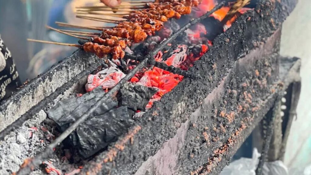9 Rekomendasi Tempat Makan Sate Kelinci Terbaik di Tawangmangu untuk Wisata Kuliner Terbaru