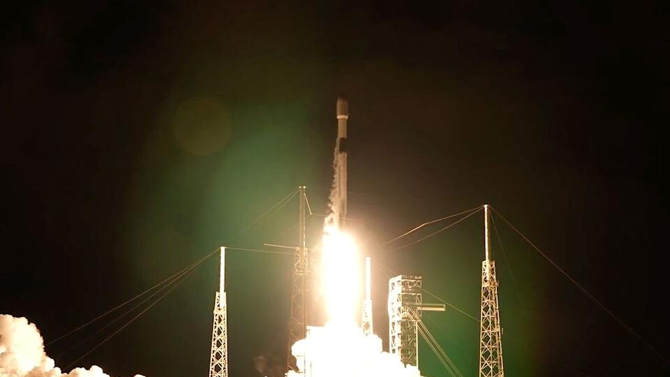 Falcon 9 Luncurkan 29 Satelit Starlink ke Orbit, Misi Terbaru SpaceX Berhasil