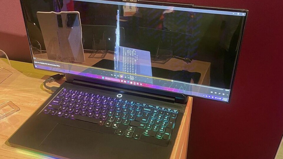 Laptop Rollable Gagal Saat Demo di Acara TV, Begini Fakta di Baliknya