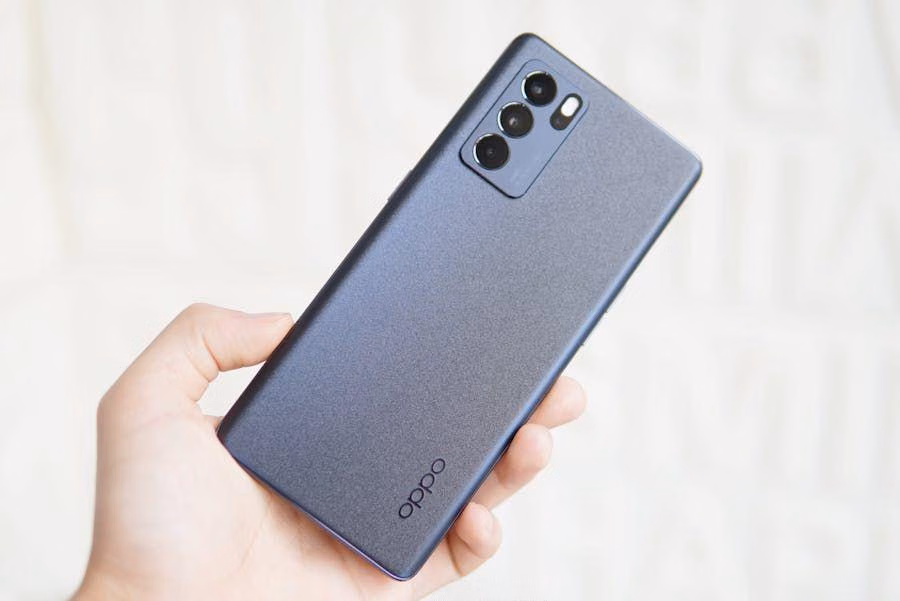5 HP OPPO Terbaik 2026 dengan Kamera Super Jernih, Pilihan Foto Terbaik Tahun Ini