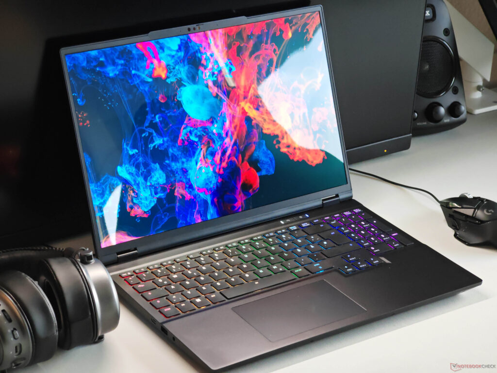 Review XMG Fusion 16 (M25): Laptop Gaming OLED dengan Performa dan Visual Sangat Baik