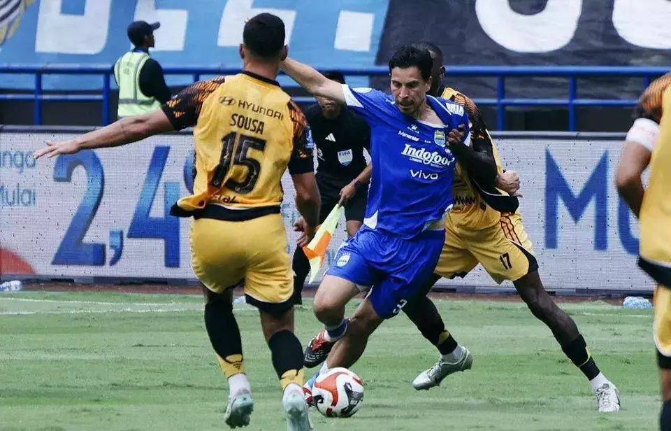 Hasil Persib vs Persija: Gol Beckham Bawa Persib Kuasai Puncak Klasemen Liga