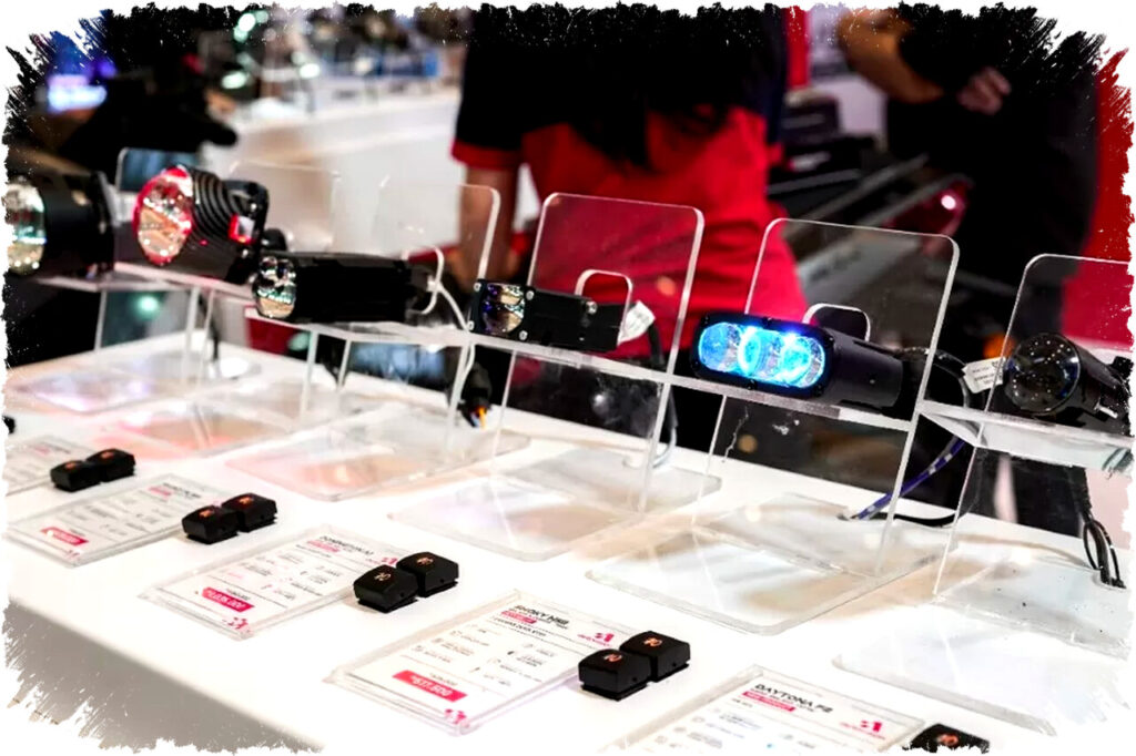Autovision Hadirkan Headlight BiLED Projector Nexora Dengan Active Cornering Light Untuk Keamanan Maksimal Di IIMS 2026