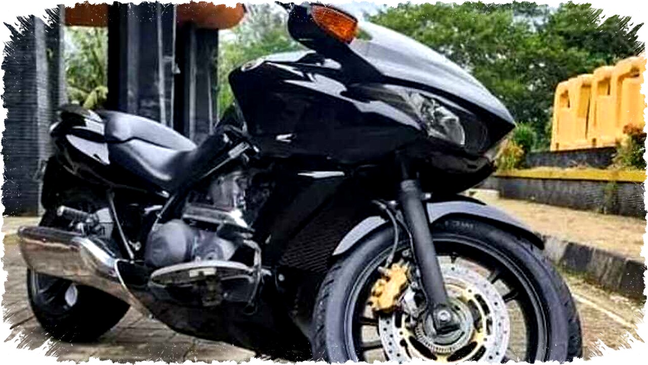 Mengungkap Misteri Honda DN-01 Moge Otomatis Langka yang Terlalu Maju dan Hanya Dimiliki Segelintir Kolektor Indonesia