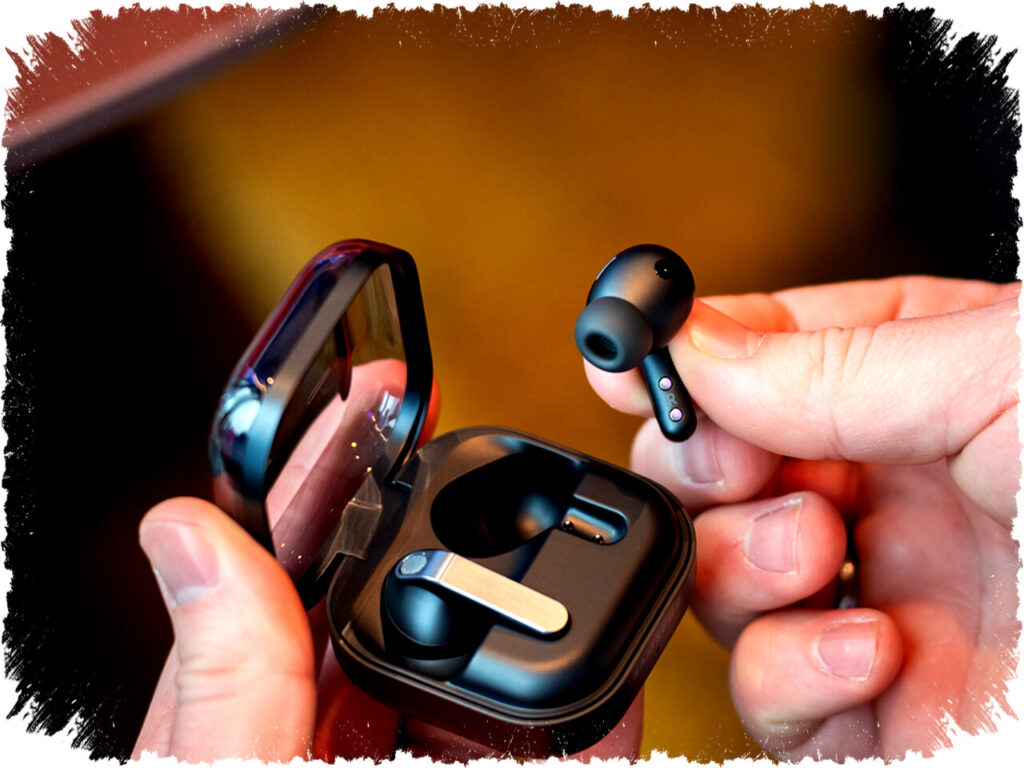 Samsung Galaxy Buds 4 Pro Resmi Meluncur dengan Driver Lebih Besar, ANC Lebih Canggih, dan Baterai Tahan Lama