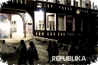 Panduan Lengkap Sholat Tarawih Mulai Niat Jumlah Rakaat Hingga Doa Kamilin yang Wajib Diketahui Setiap Muslim