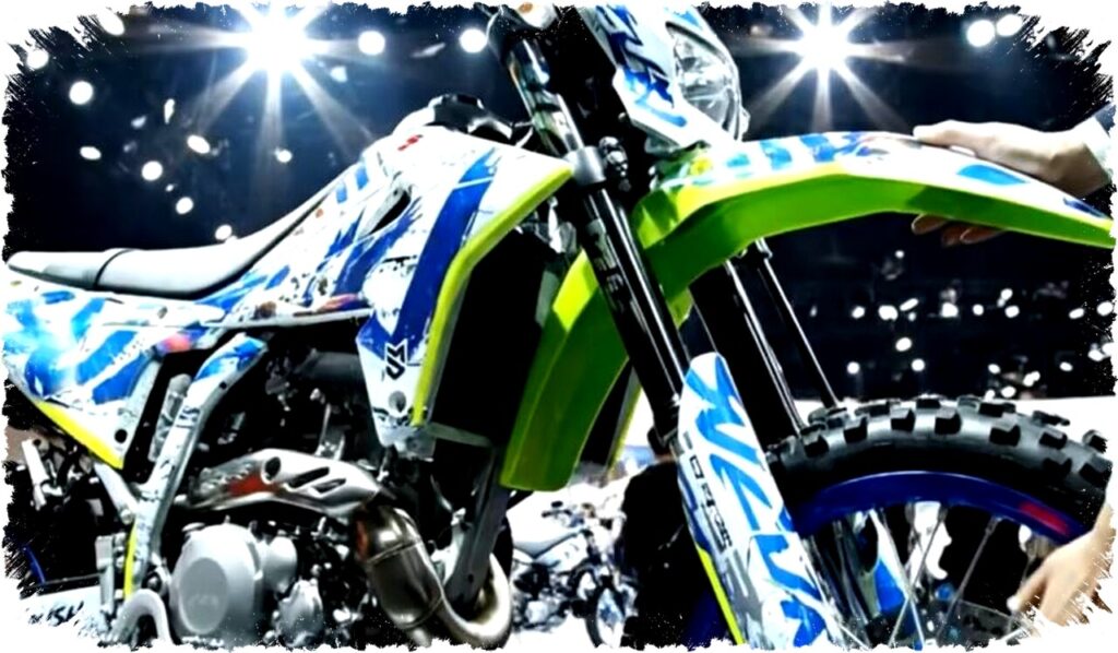 Suzuki DR-Z4SM Supermoto 398 CC Tampil Gagah dengan Fitur Canggih dan Mesin Performa Tinggi di IIMS 2026