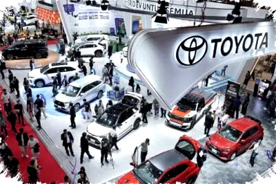 Toyota Kuasai IIMS 2026 dengan Lebih dari 2.700 SPK Didominasi Kijang Innova Zenix Hybrid dan Gebrakan Veloz Hybrid EV