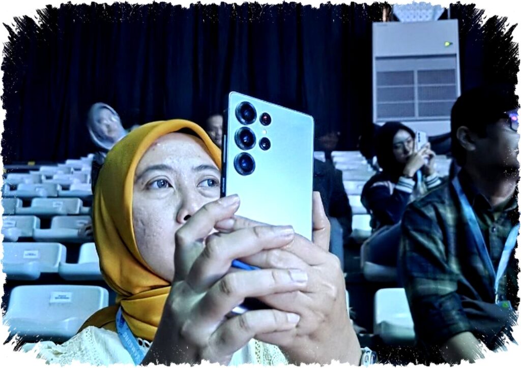 Samsung Galaxy S25 Unggul Dengan Desain Flagship Kompak yang Lebih Nyaman Dibanding Galaxy Z Flip 7