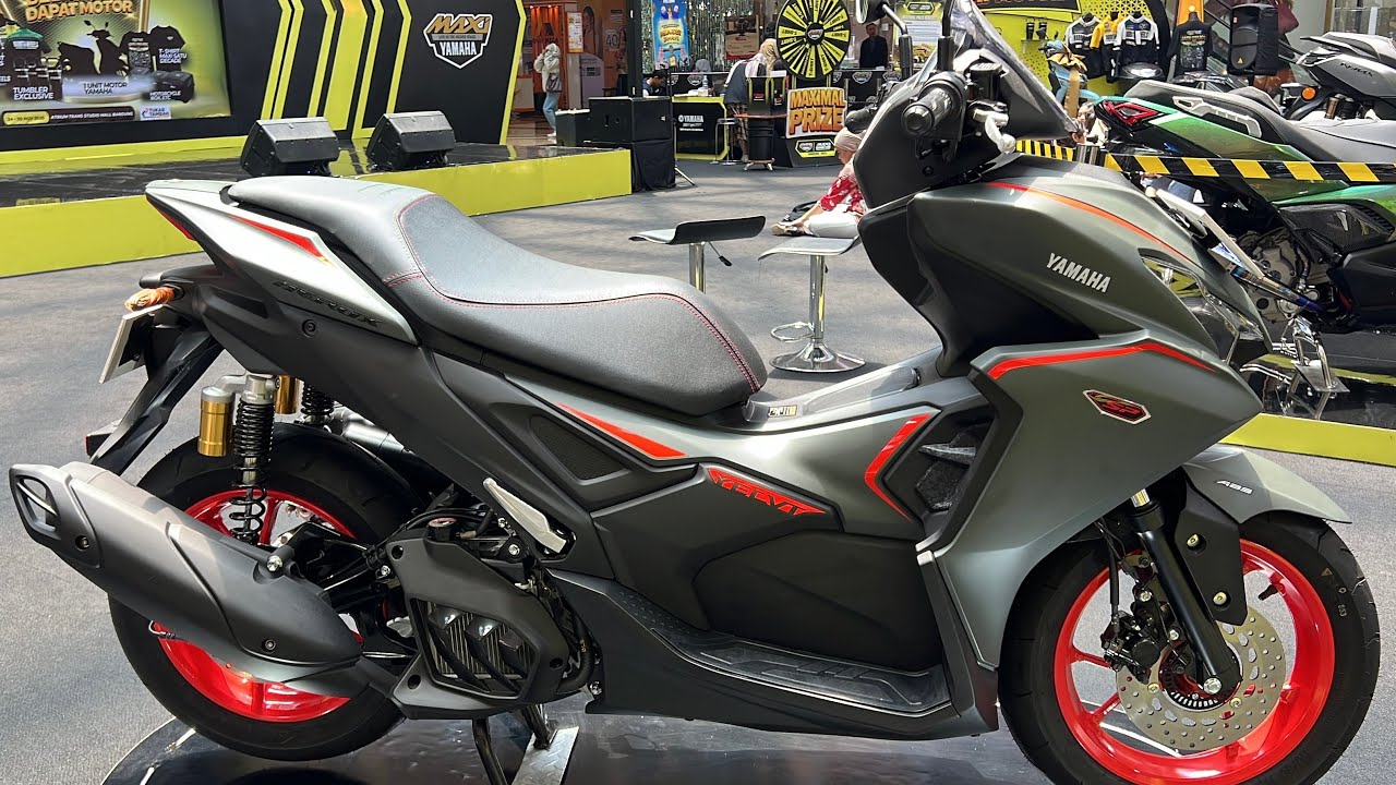 Aerox 2026 Ultimate Makin Eksklusif, Kombinasi Silver dan Gold Curi Perhatian