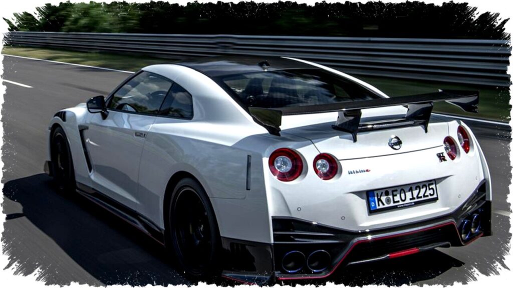 Turun Sekitar 42% dalam 5 Tahun, Nilai Nissan GT-R 2021 Tetap Terbilang Stabil di Pasar Mobil Bekas