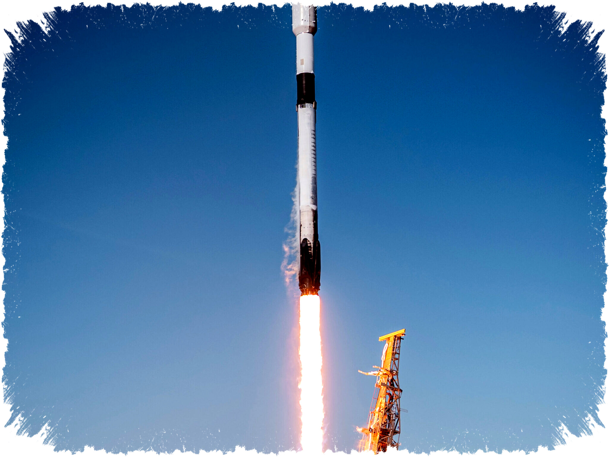 SpaceX dan Tesla Bersaing Amankan Panel Surya Efisiensi Tinggi untuk Pusat Data Orbit dan Energi Terbarukan