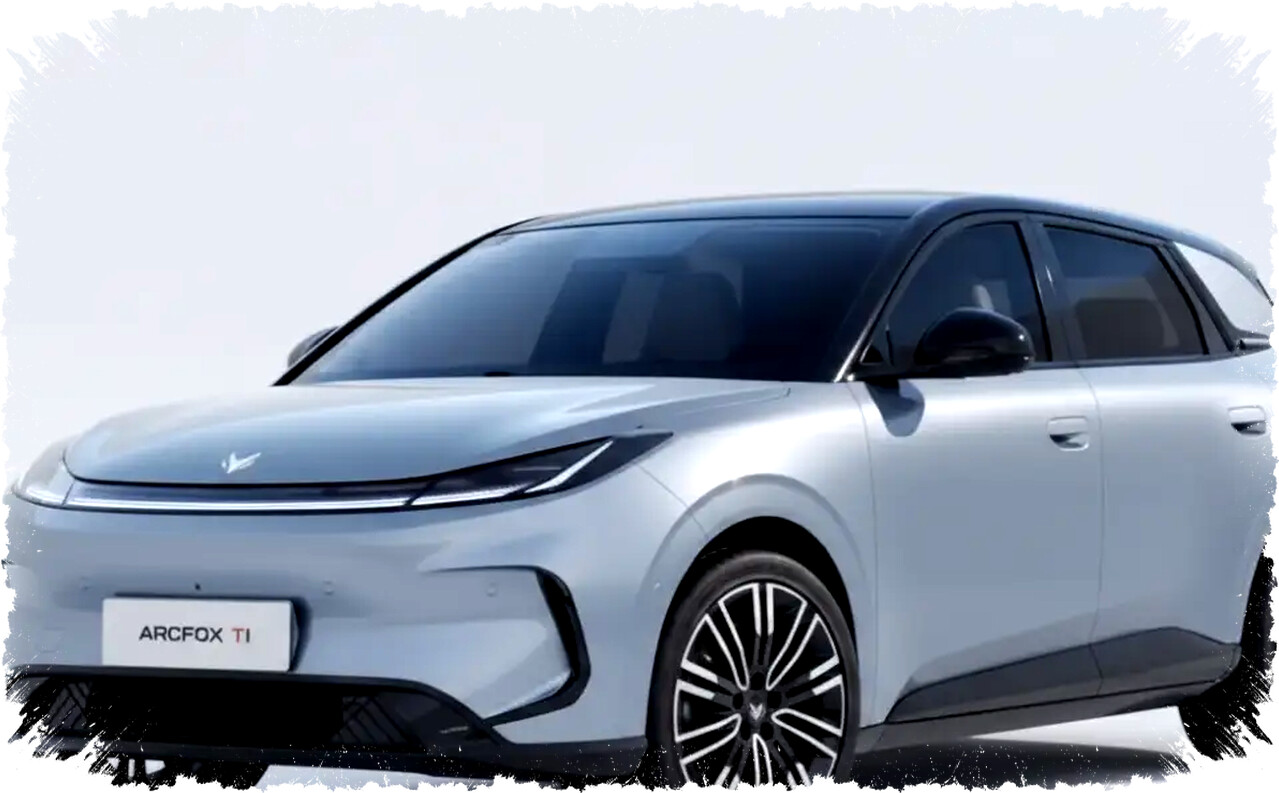 Spesifikasi BAIC Arcfox T1, Mobil Listrik Murah dengan Jarak Tempuh 425 Km Siap Debut di IIMS 2026!