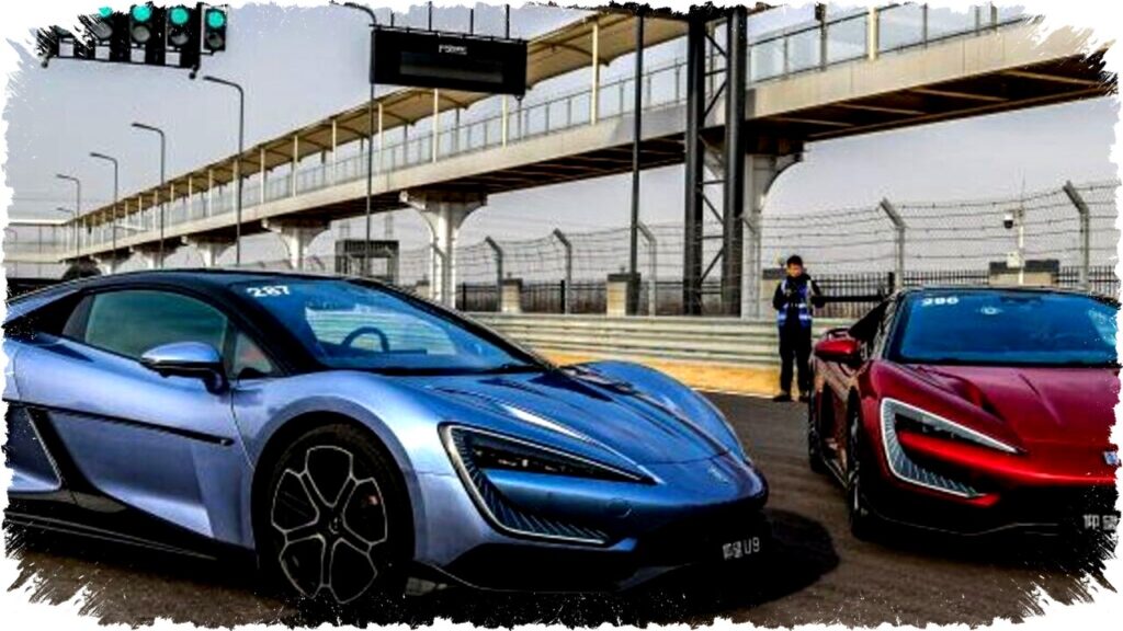 Rasakan Kecepatan BYD Yangwang U9: Hypercar Listrik 1.287 DK, Akselerasi & Teknologi Futuristik!