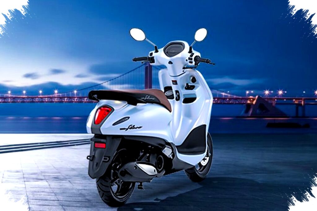 Spesifikasi Yamaha Grand Filano, Stylish Modern dengan Hybrid Assist dan Bagasi 27 Liter