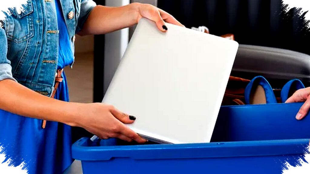 Saat Laptop Harus Keluar dari Tas, Ini Alasan X-Ray Bandara Tak Bisa Melihat Tembus