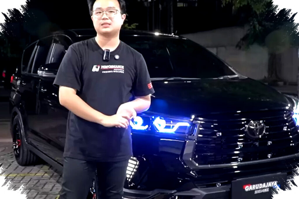 Innova Reborn Total Black Menggebrak Dunia Modifikasi, Mesin dan Interior Diremajakan Mewah Modern