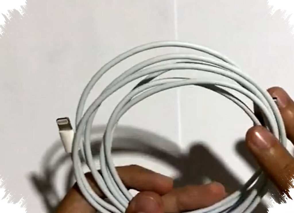 Stop Pakai Kabel KW, Ketahui Ciri Kabel USB Lightning iPhone yang Aman dan Tahan Lama untuk Sehari-hari