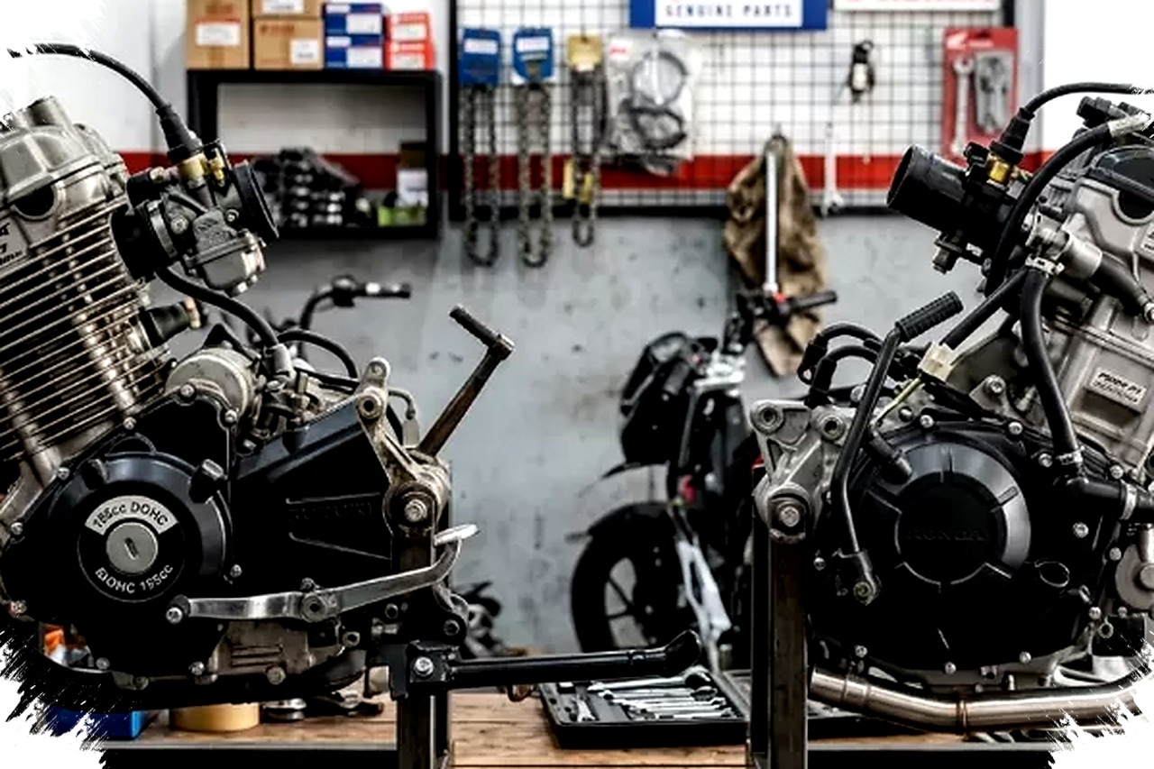 Suzuki Satria F150 vs Honda Sonic 150R, Siapa Buas dan Siapa Paling Waras?