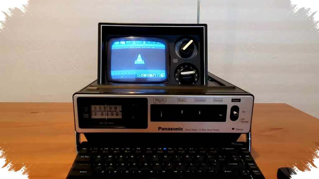 Mini-CRT 1979 Disulap Jadi Cyberdeck Raspberry Pi 5, Retro yang Menantang Masa Kini