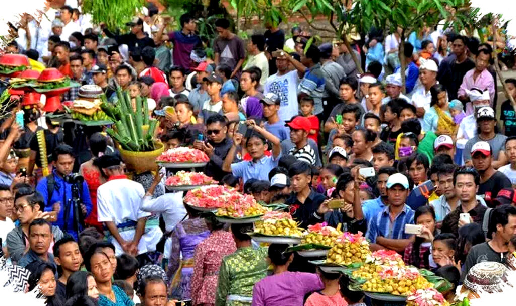 12 Tradisi Unik Lebaran di Indonesia yang Wajib Kamu Tahu dan Coba Seru-seruan
